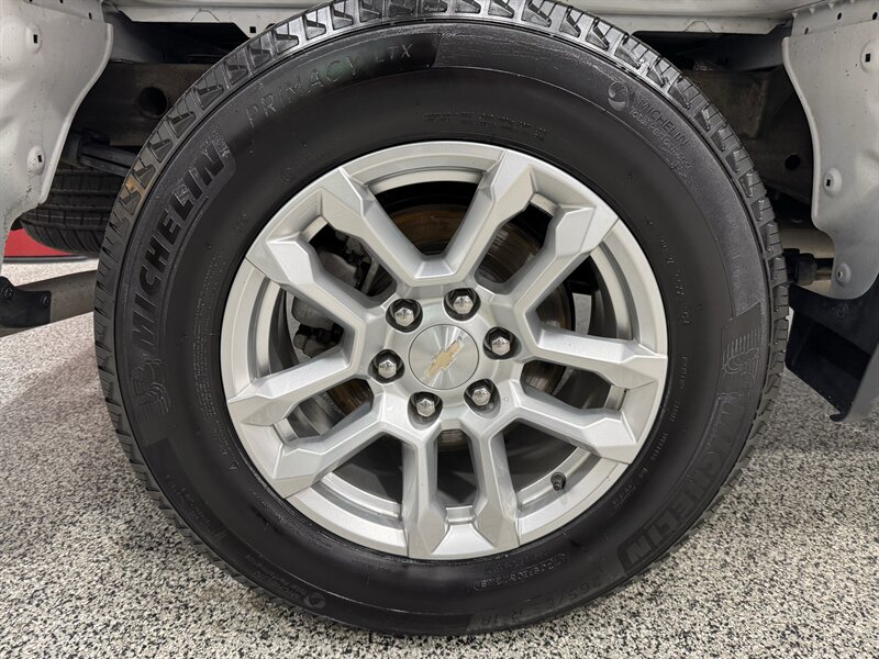 2022 Chevrolet Silverado 1500 LT - Photo 23 - Rochelle, IL 61068