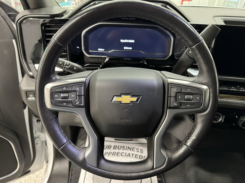 2022 Chevrolet Silverado 1500 LT - Photo 7 - Rochelle, IL 61068