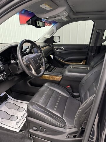 2017 GMC Yukon Denali   - Photo 13 - Rochelle, IL 61068