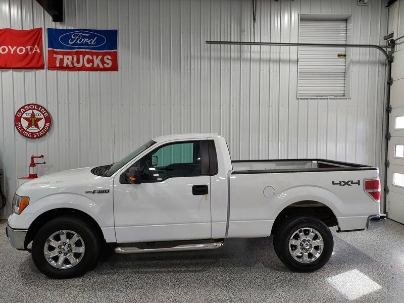 2011 Ford F-150 XLT   - Photo 1 - Rochelle, IL 61068