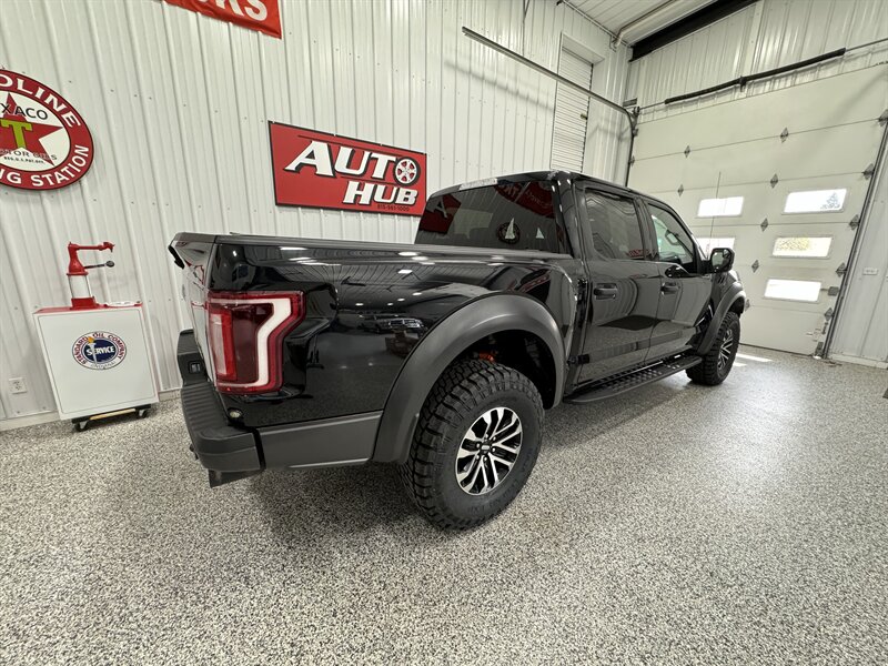 2019 Ford F-150 Raptor   - Photo 7 - Rochelle, IL 61068