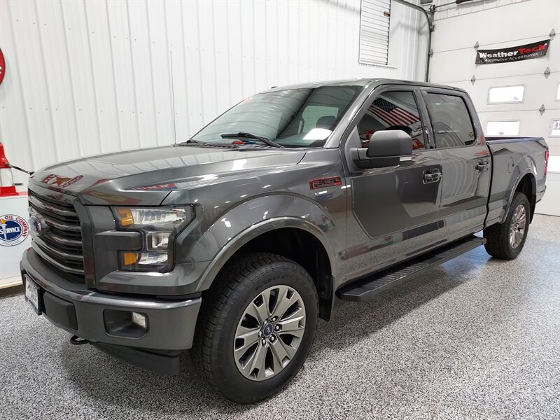 2017 Ford F-150 XLT Sport   - Photo 3 - Rochelle, IL 61068