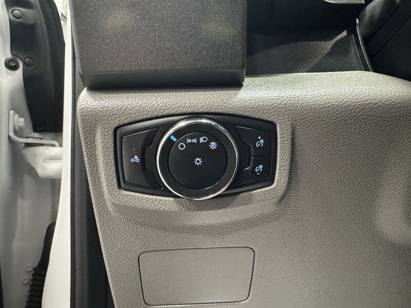 2017 Ford F-250 Super Duty XL - Photo 11 - Rochelle, IL 61068