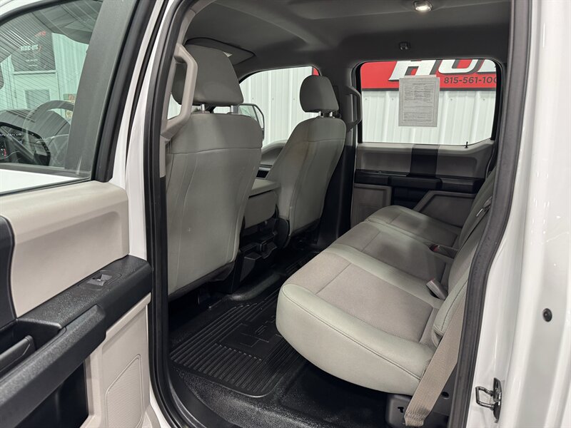 2017 Ford F-250 Super Duty XL - Photo 14 - Rochelle, IL 61068