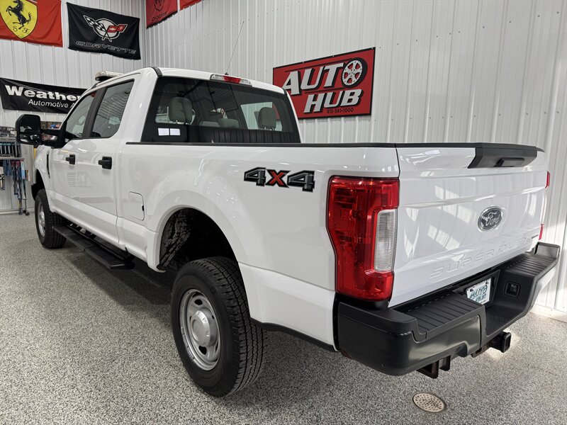 2017 Ford F-250 Super Duty XL - Photo 19 - Rochelle, IL 61068