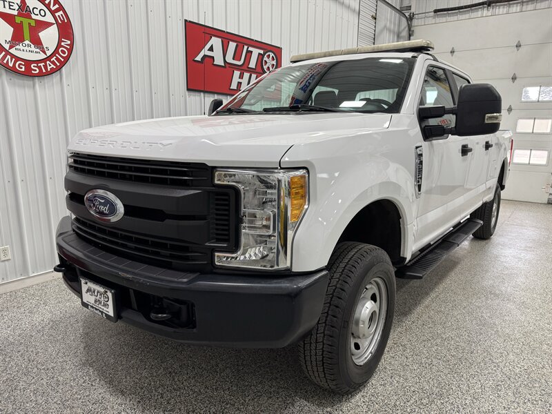 2017 Ford F-250 Super Duty XL - Photo 2 - Rochelle, IL 61068