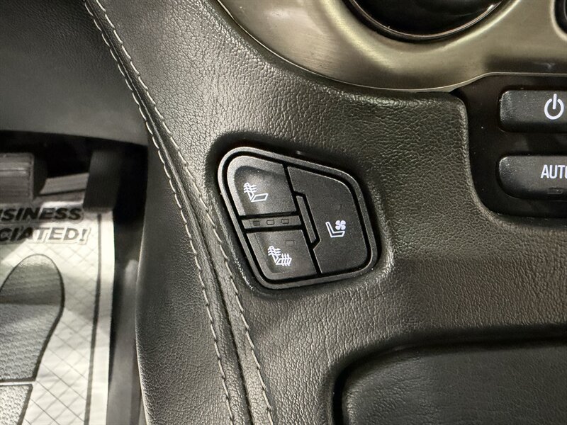 2018 GMC Yukon Denali   - Photo 11 - Rochelle, IL 61068