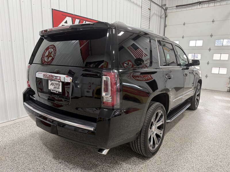 2018 GMC Yukon Denali   - Photo 23 - Rochelle, IL 61068