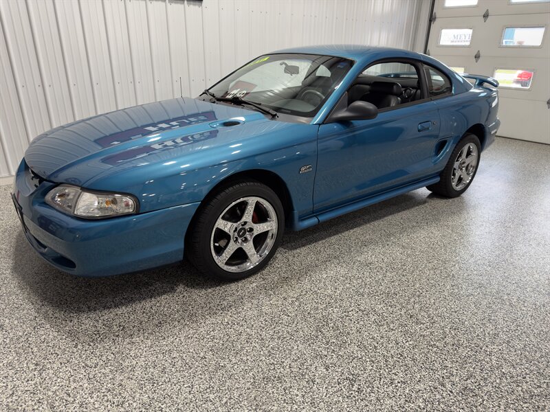 1995 Ford Mustang GT   - Photo 5 - Rochelle, IL 61068