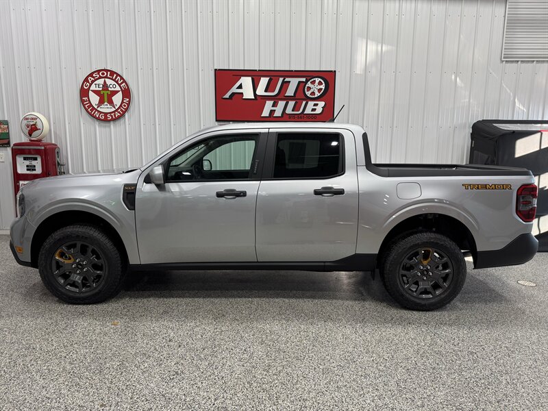 2023 Ford Maverick XLT  Tremor