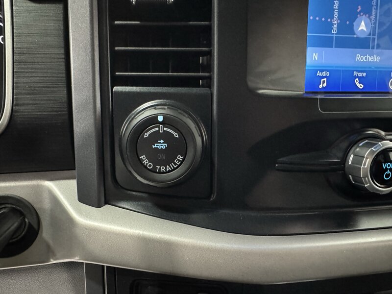 2023 Ford F-150 XLT   - Photo 12 - Rochelle, IL 61068