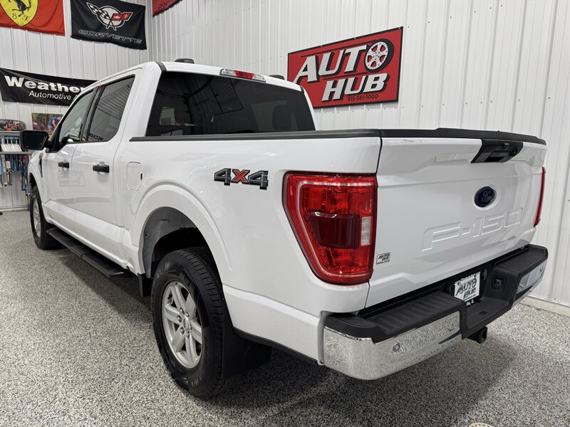 2023 Ford F-150 XLT   - Photo 19 - Rochelle, IL 61068