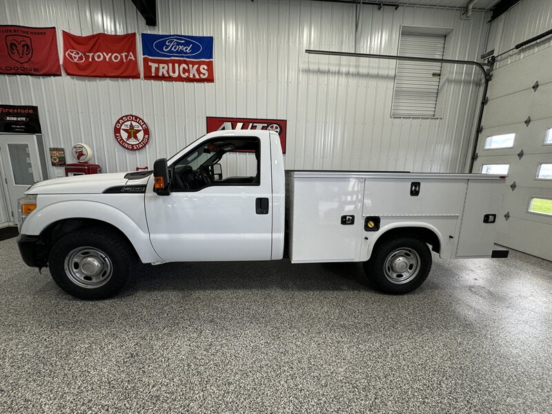 2015 Ford F-250 Super Duty XL   - Photo 1 - Rochelle, IL 61068