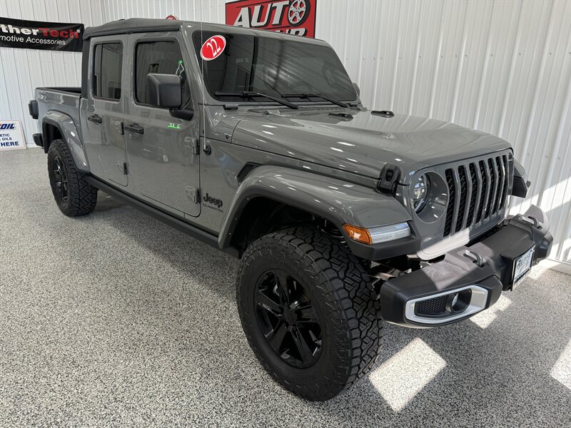 2022 Jeep Gladiator Sport S   - Photo 6 - Rochelle, IL 61068