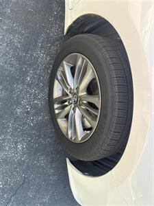 2017 Toyota Camry LE - Photo 15 - North Hollywood, CA 91606