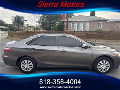 2017 Toyota Camry LE - Photo 4 - North Hollywood, CA 91606