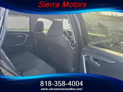 2024 Toyota RAV4 XLE - Photo 10 - North Hollywood, CA 91606