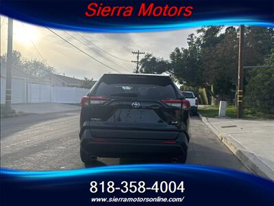 2024 Toyota RAV4 XLE - Photo 5 - North Hollywood, CA 91606