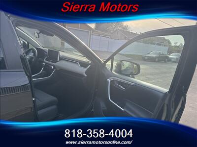 2024 Toyota RAV4 XLE - Photo 11 - North Hollywood, CA 91606