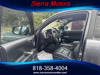2022 Toyota Tacoma Limited   - Photo 9 - North Hollywood, CA 91606