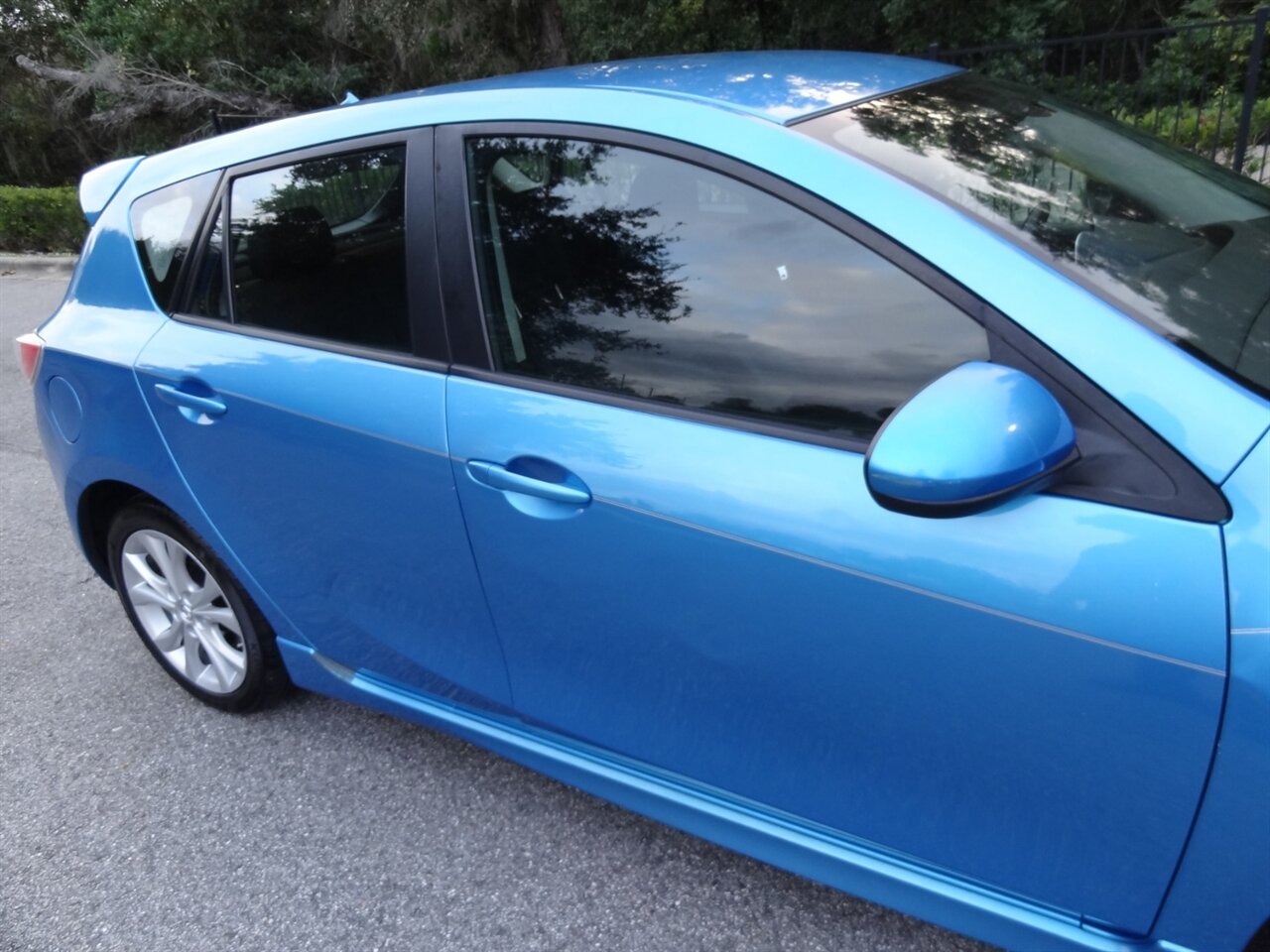 2011 Mazda Mazda3 s Sport   - Photo 10 - Deland, FL 32720