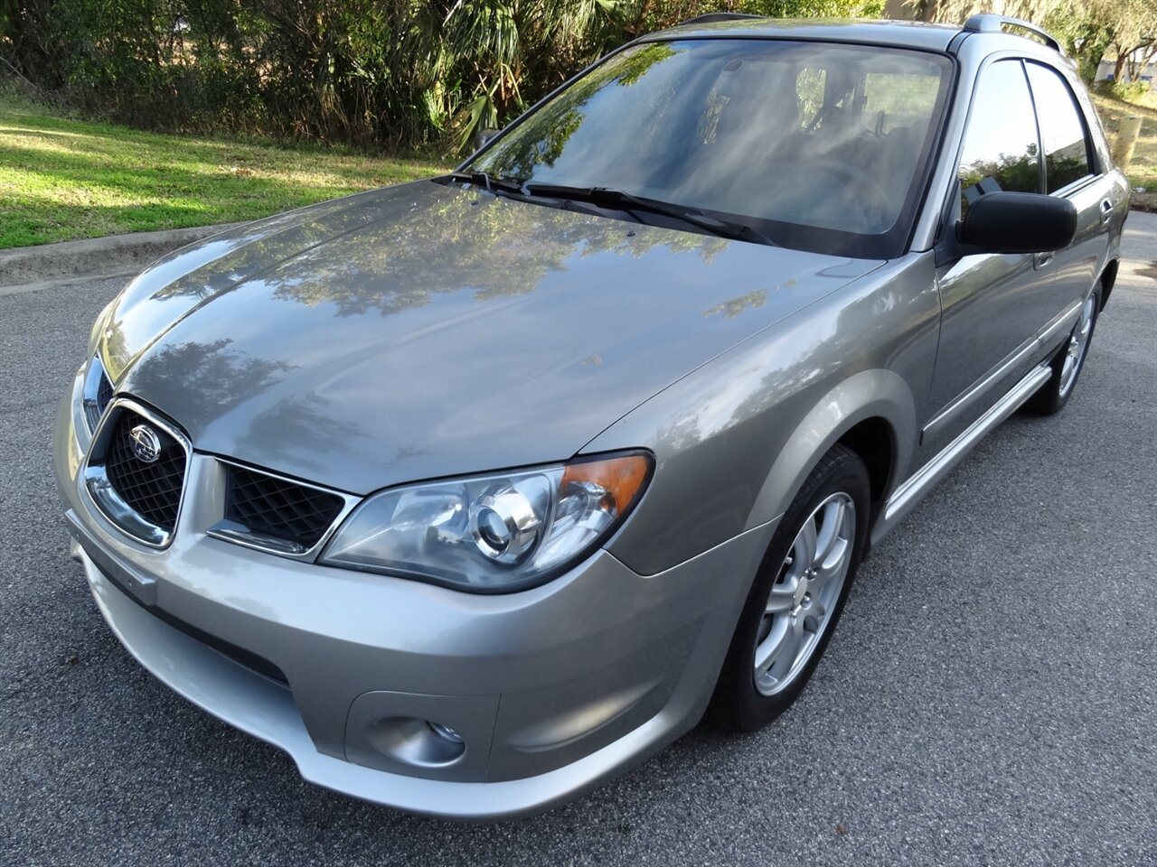 2006 Subaru Impreza Outback Sport   - Photo 2 - Deland, FL 32720