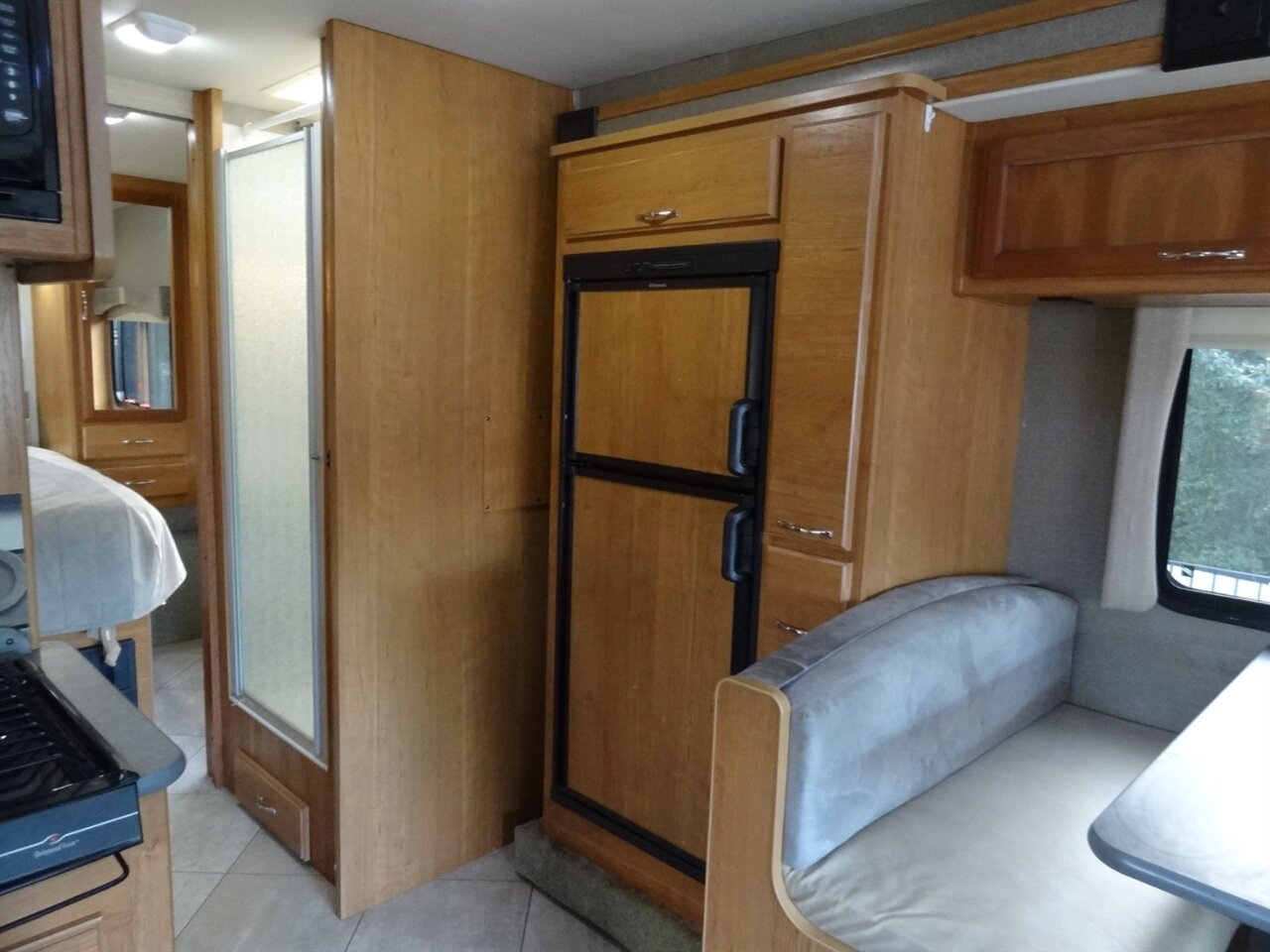 2015 Fleetwood Flair 26D Class A - Photo 54 - Deland, FL 32720