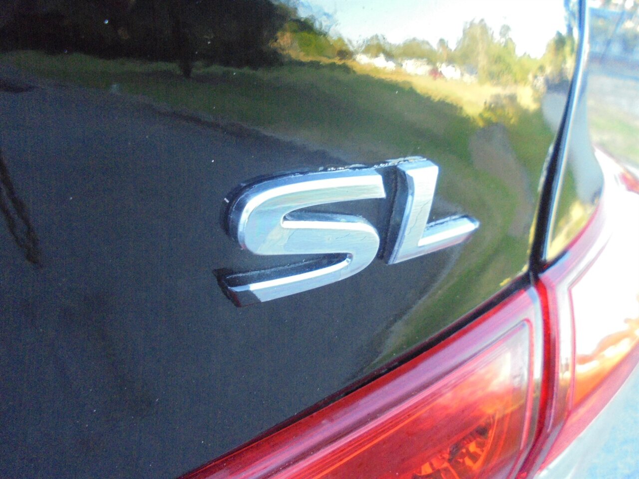 2014 Nissan Sentra SL  Luxury  pure drive - Photo 21 - Deland, FL 32720