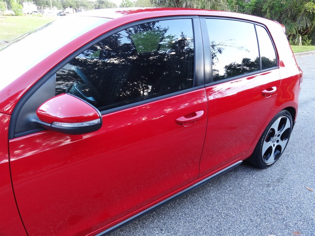 2012 Volkswagen GTI Premium   - Photo 11 - Deland, FL 32720