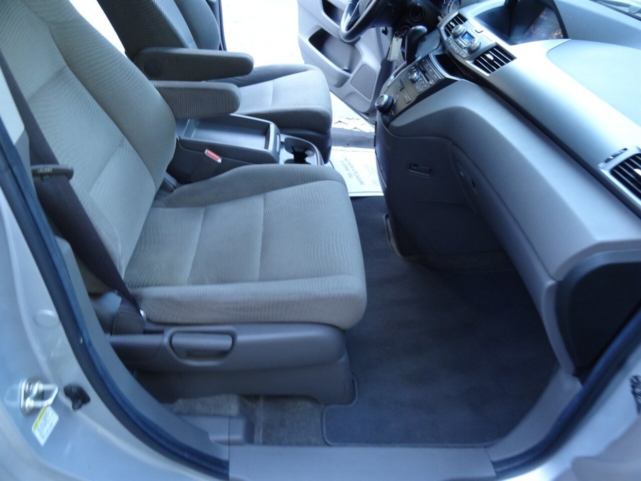 2012 Honda Odyssey EX   - Photo 31 - Deland, FL 32720