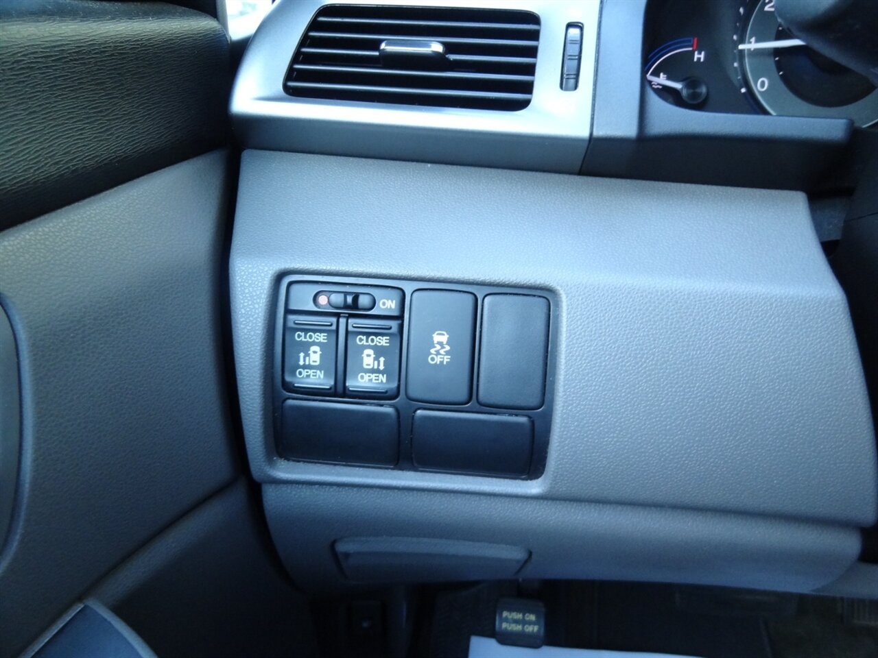 2012 Honda Odyssey EX   - Photo 49 - Deland, FL 32720