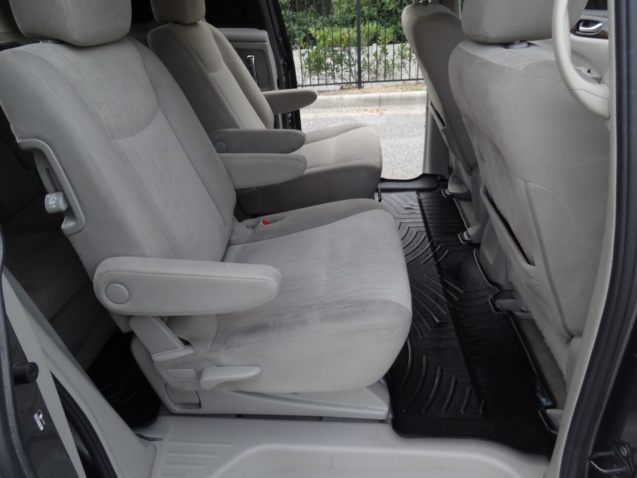 2016 Nissan Quest 3.5 S - Photo 41 - Deland, FL 32720