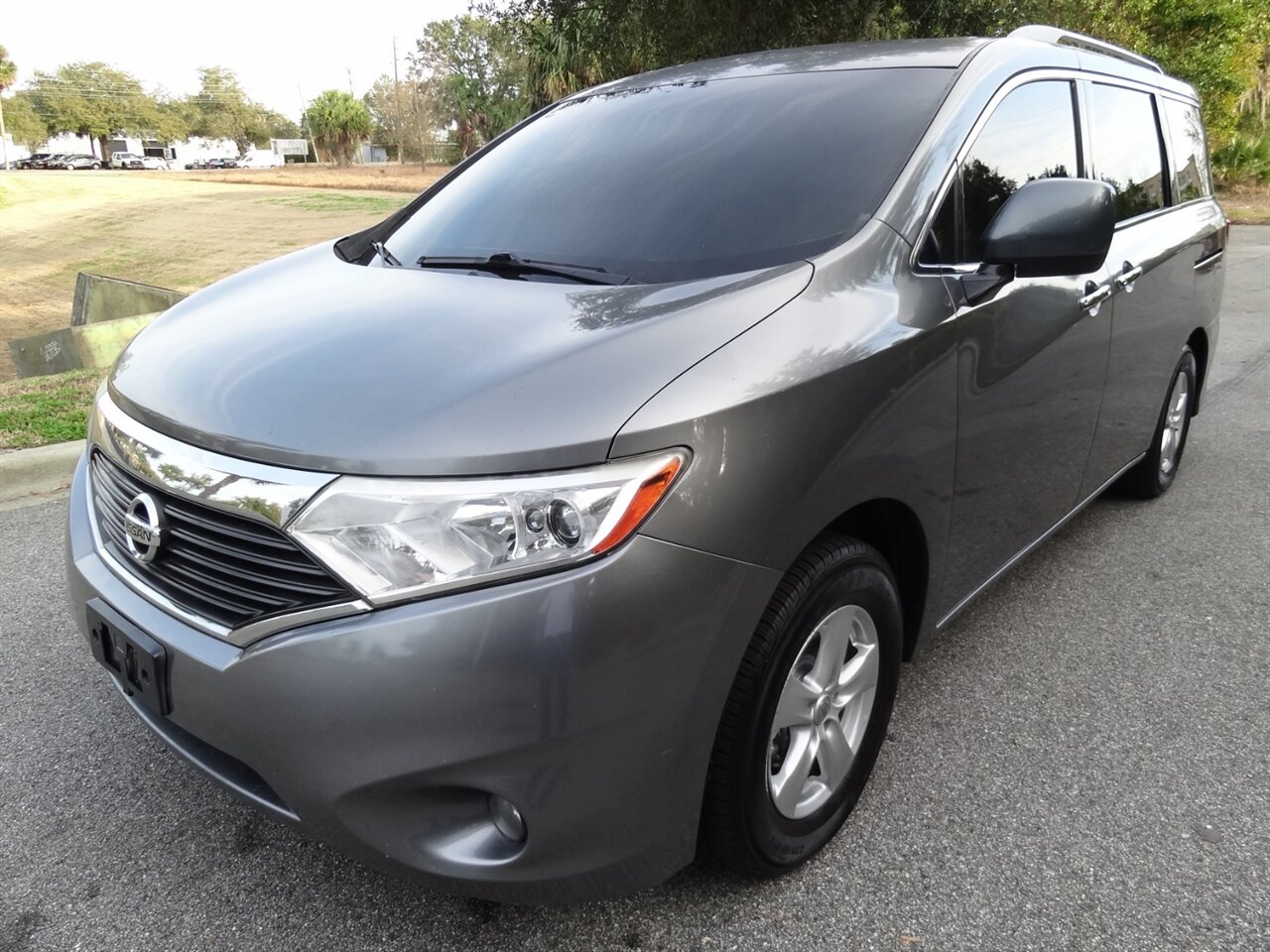 2016 Nissan Quest 3.5 S - Photo 2 - Deland, FL 32720
