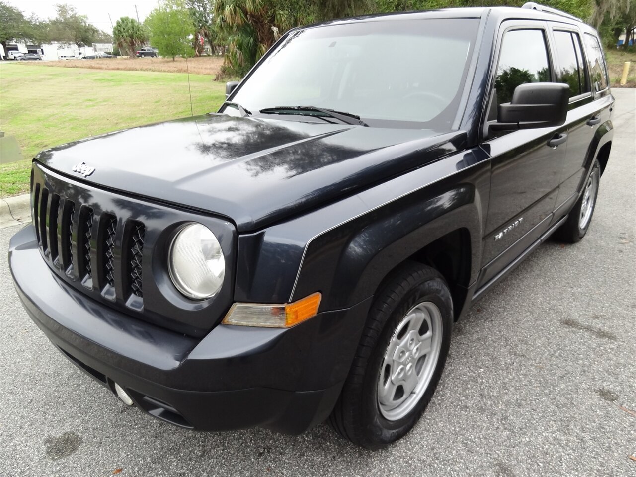 2014 Jeep Patriot Sport   - Photo 2 - Deland, FL 32720