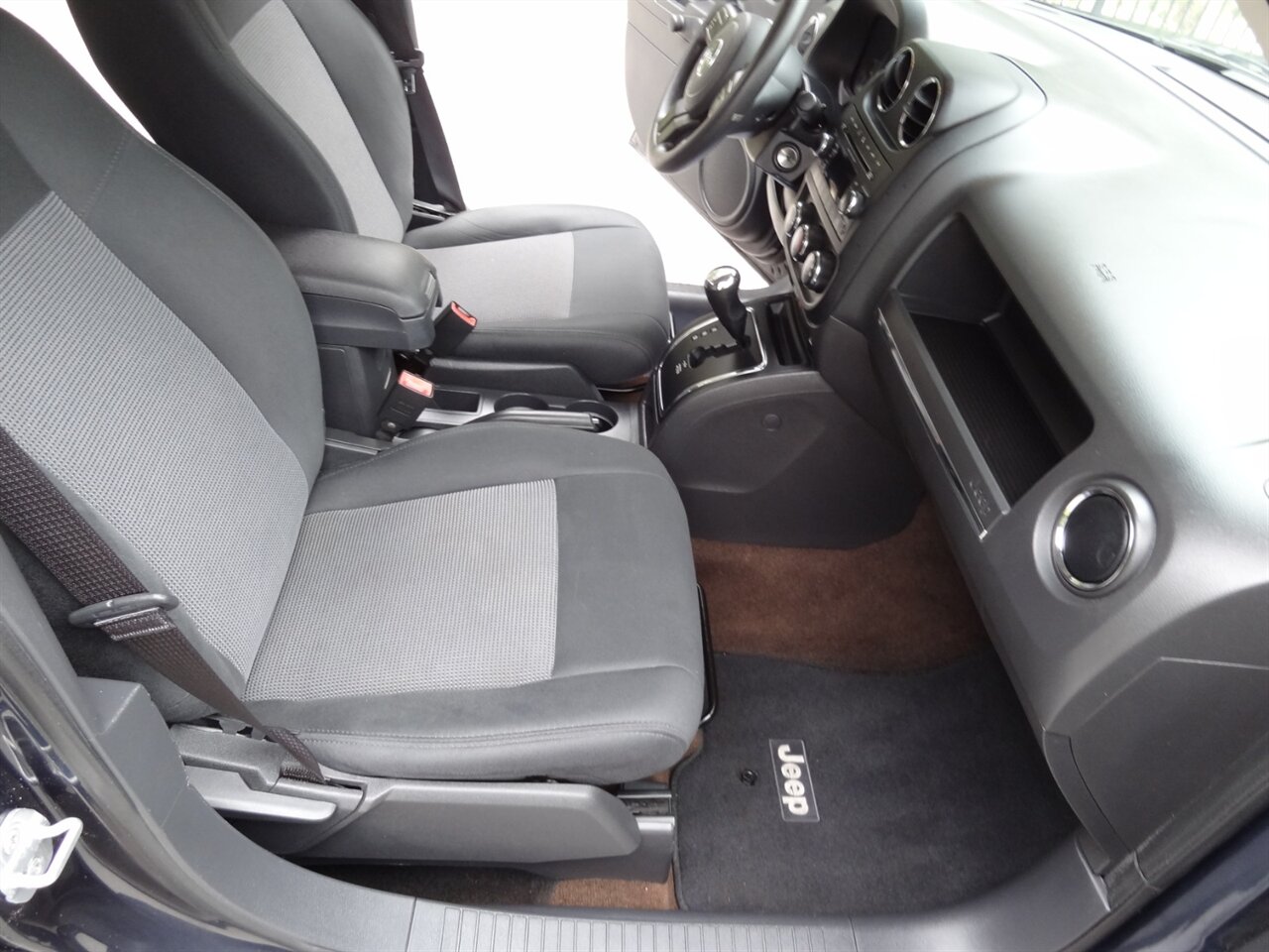 2014 Jeep Patriot Sport   - Photo 38 - Deland, FL 32720