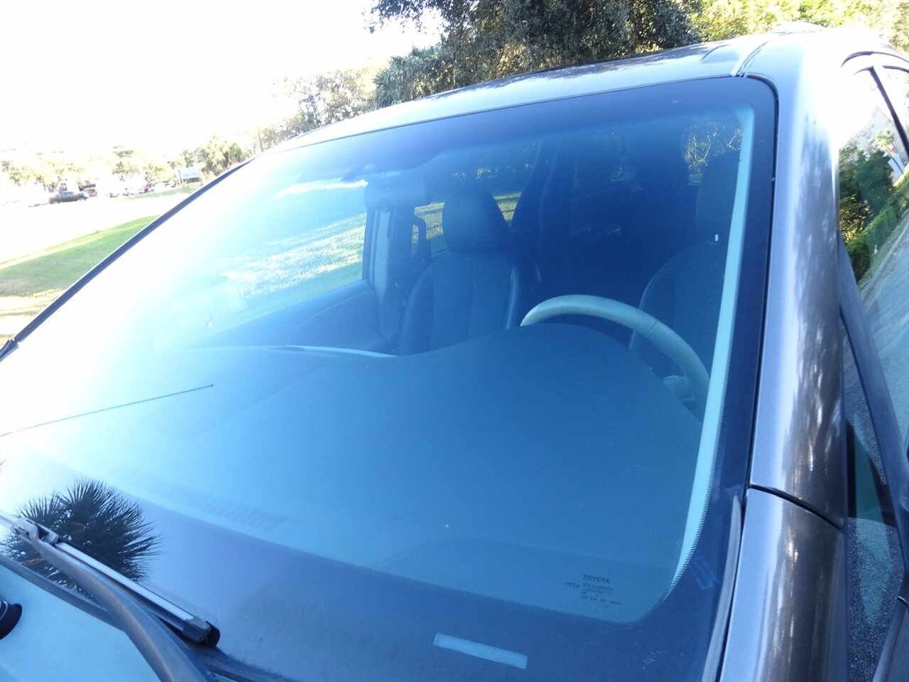 2011 Toyota Sienna SE  BraunAbility ramp van - Photo 18 - Deland, FL 32720