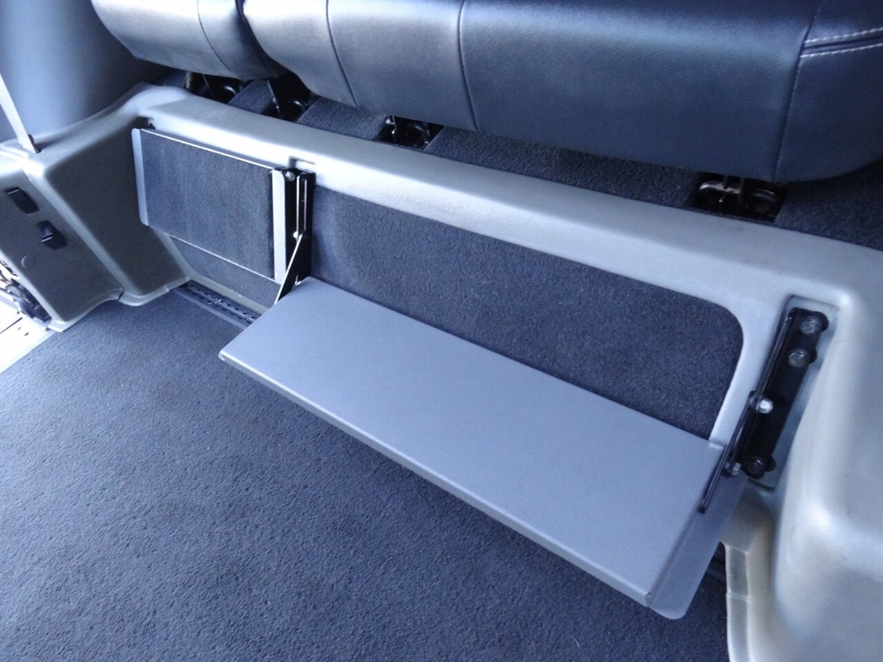 2011 Toyota Sienna SE  BraunAbility ramp van - Photo 39 - Deland, FL 32720