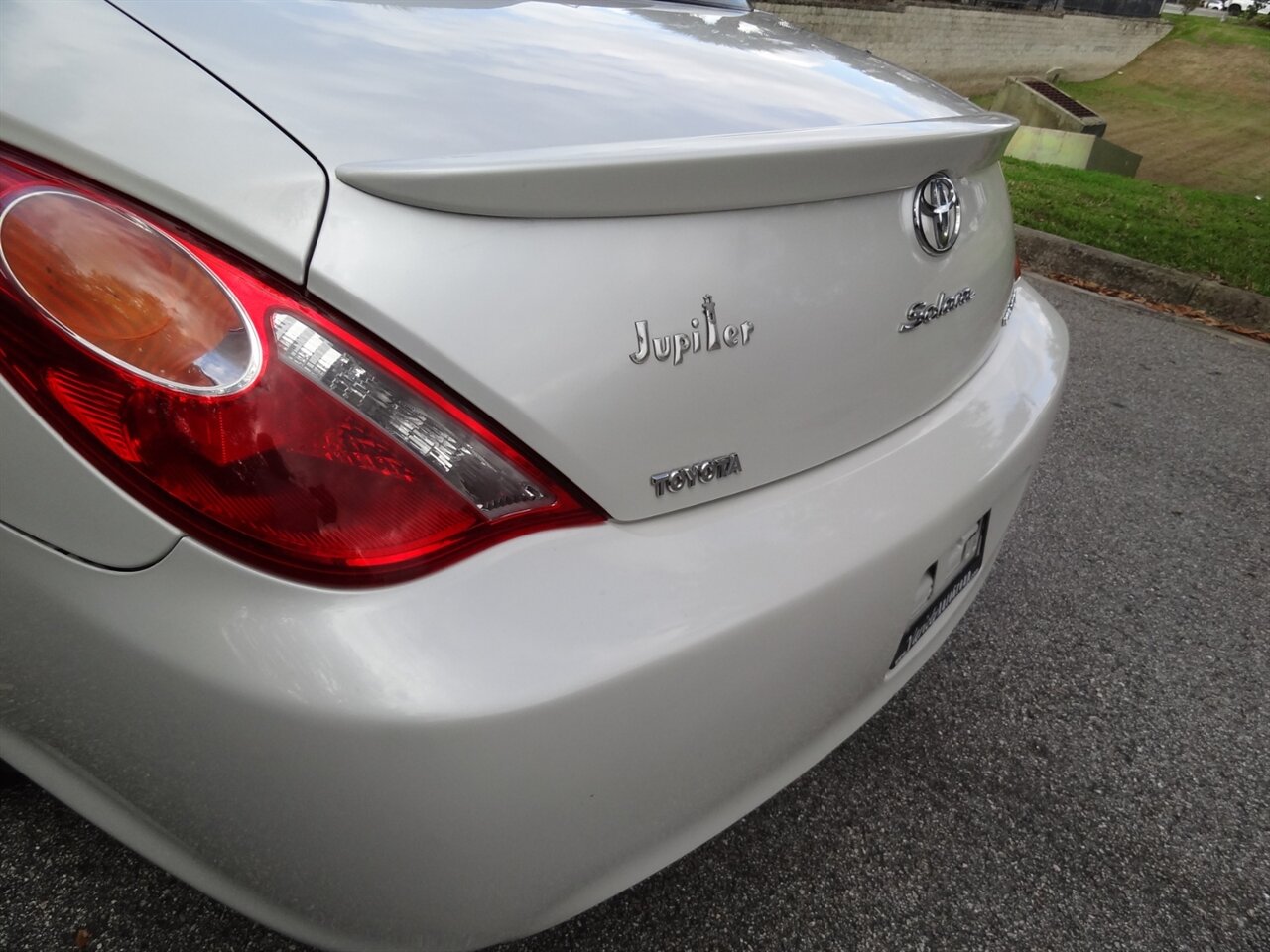 2006 Toyota Camry Solara SE V6  Convertible - Photo 29 - Deland, FL 32720
