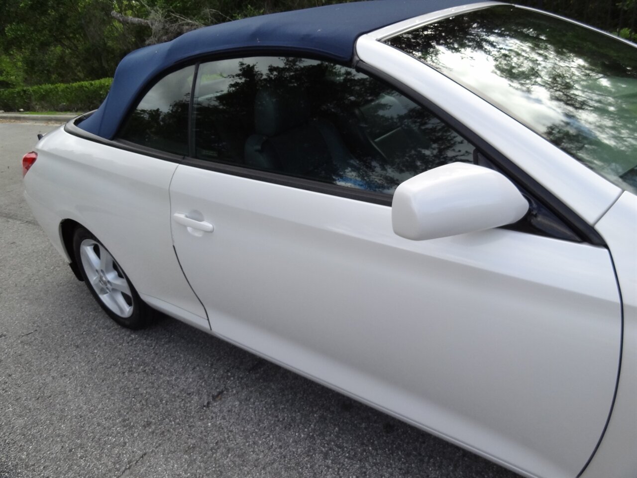 2006 Toyota Camry Solara SE V6  Convertible - Photo 16 - Deland, FL 32720