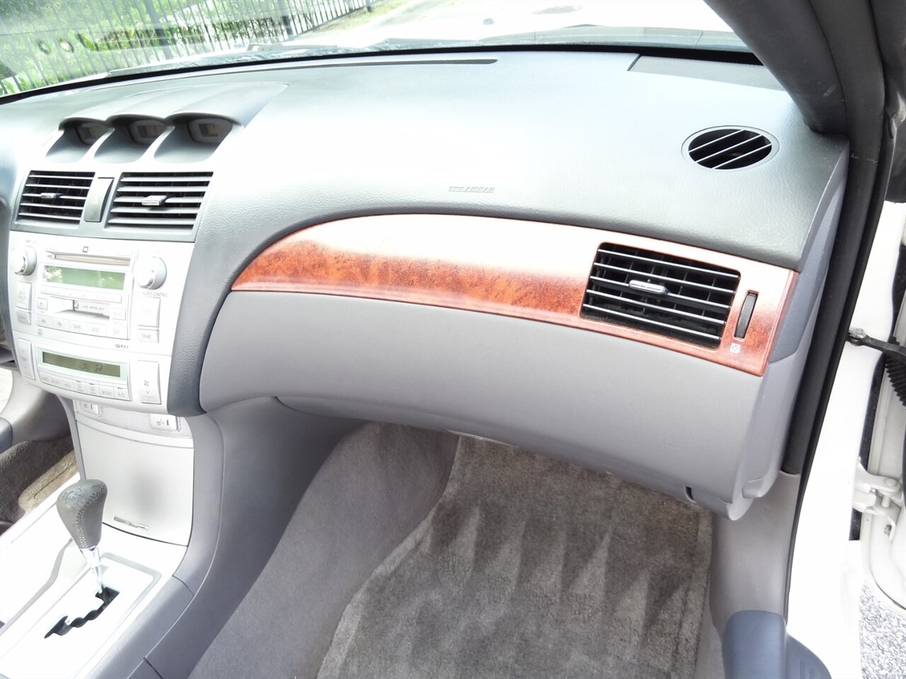 2006 Toyota Camry Solara SE V6  Convertible - Photo 45 - Deland, FL 32720