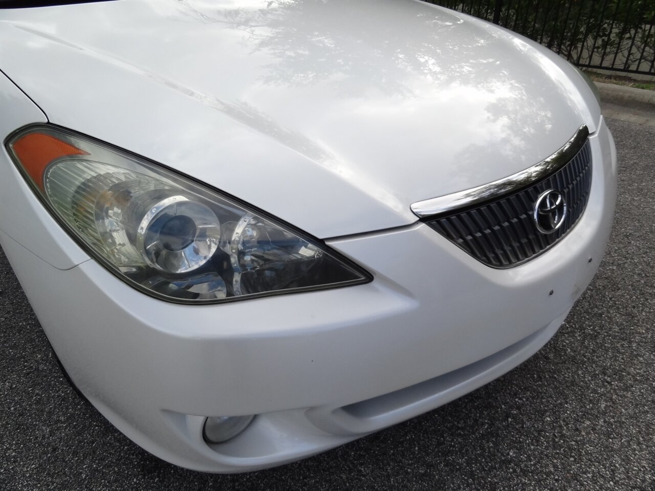 2006 Toyota Camry Solara SE V6  Convertible - Photo 10 - Deland, FL 32720