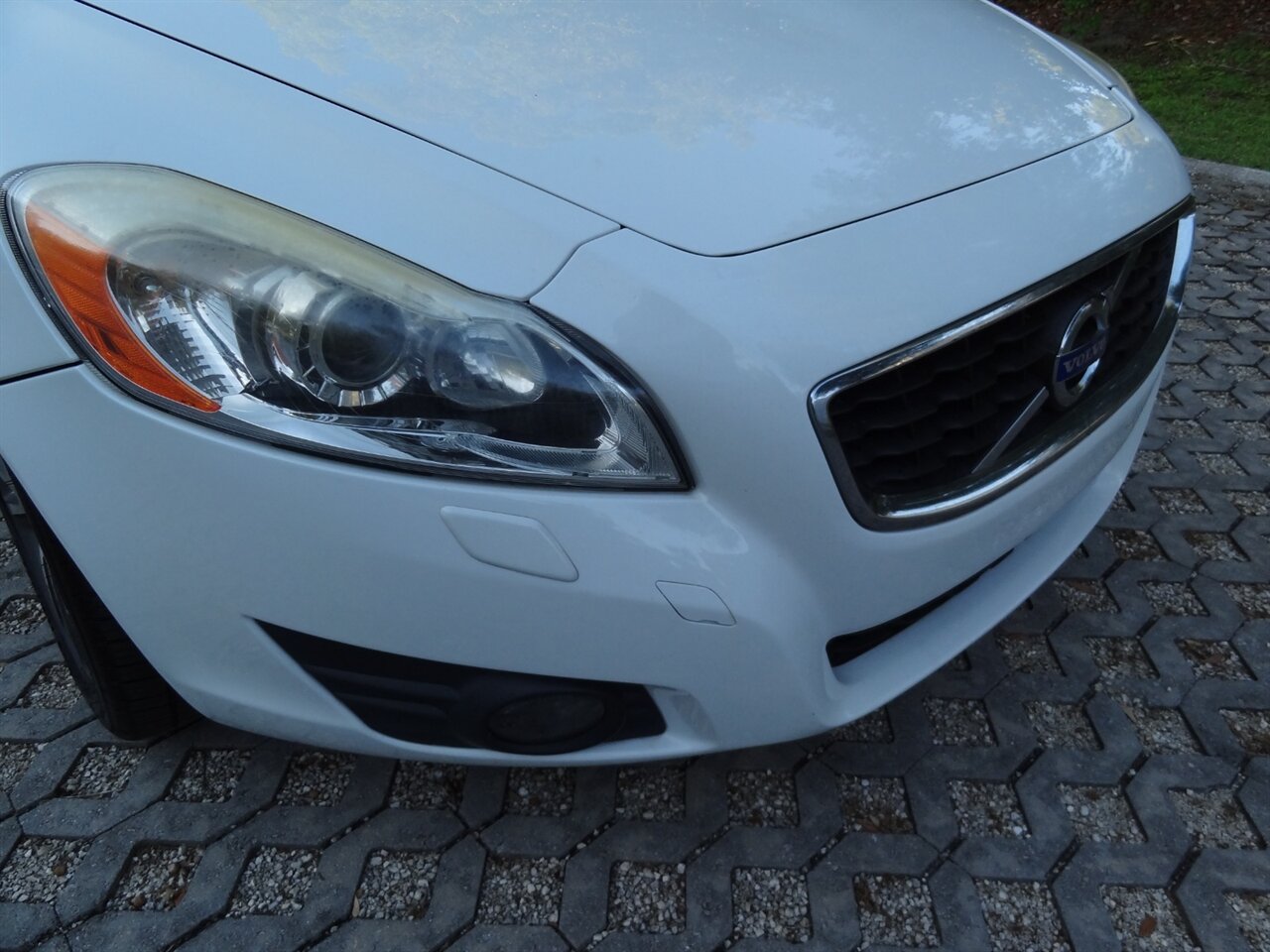 2013 Volvo C70 T5  Premium - Photo 11 - Deland, FL 32720