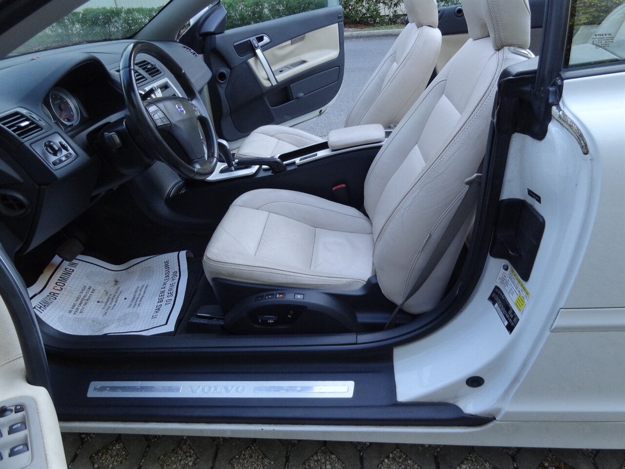 2013 Volvo C70 T5  Premium - Photo 34 - Deland, FL 32720