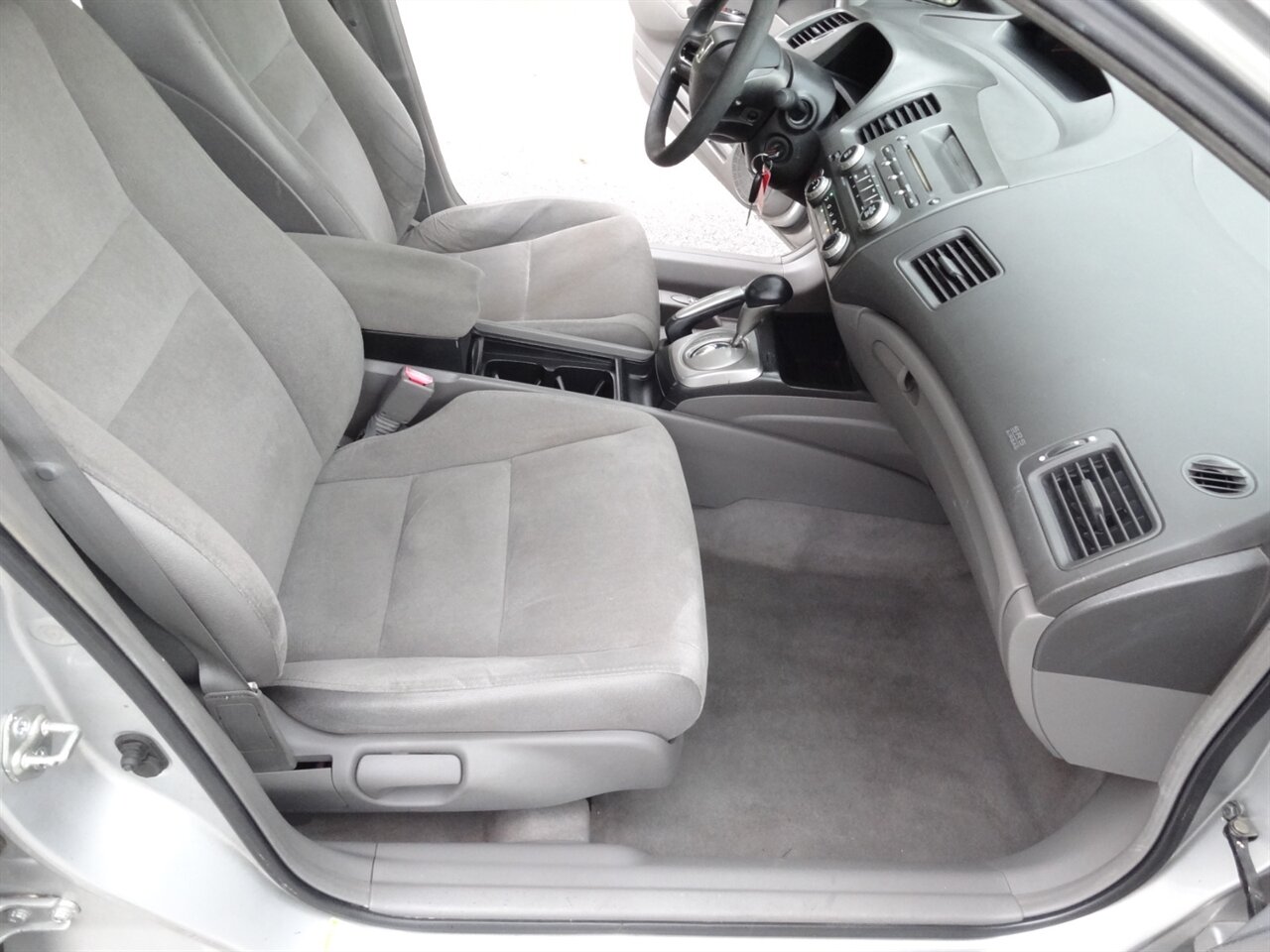 2006 Honda Civic LX   - Photo 39 - Deland, FL 32720