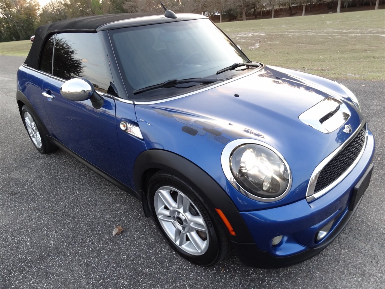 2012 MINI Cooper Convertible S - Photo 6 - Deland, FL 32720