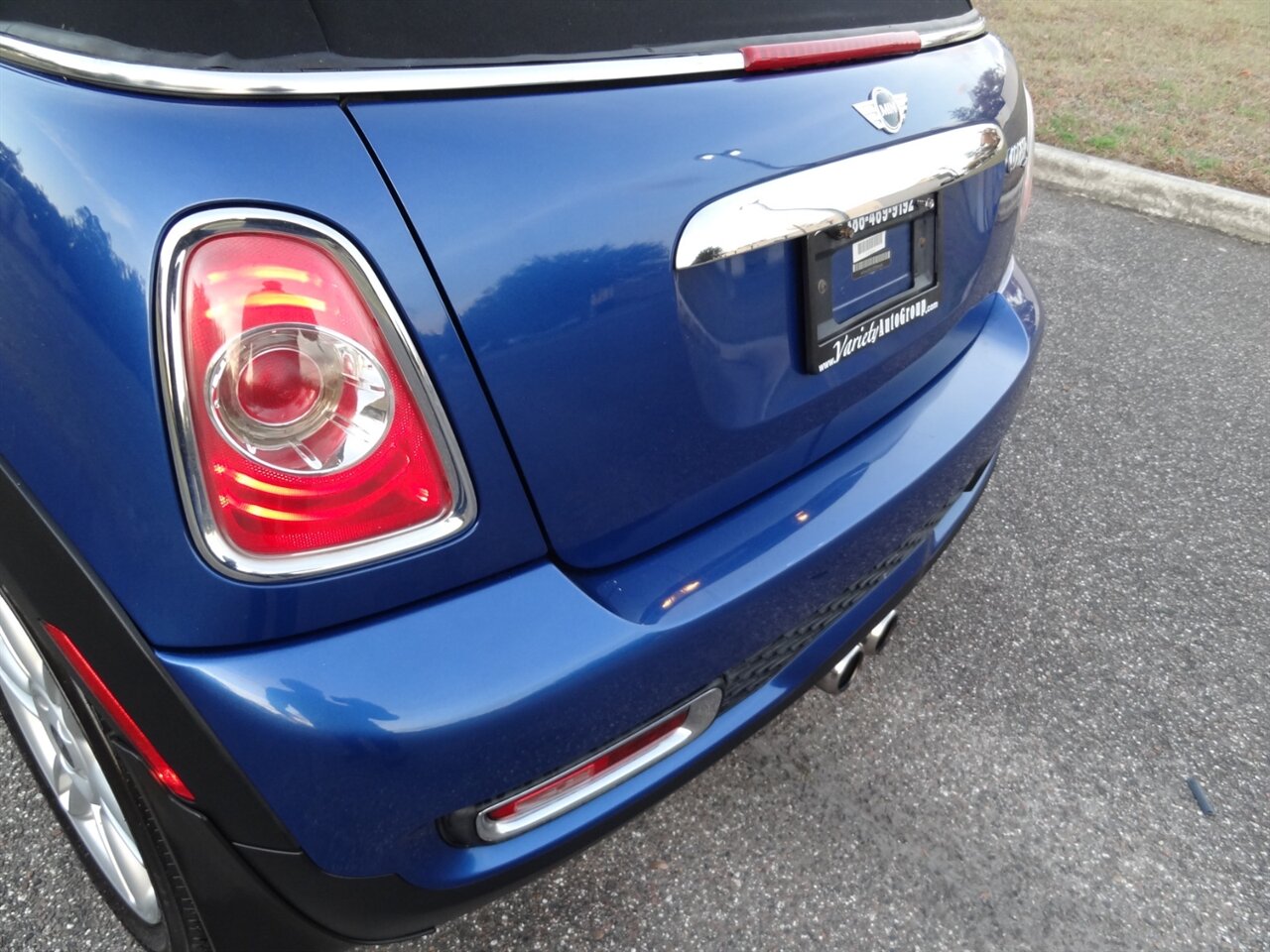 2012 MINI Cooper Convertible S - Photo 26 - Deland, FL 32720