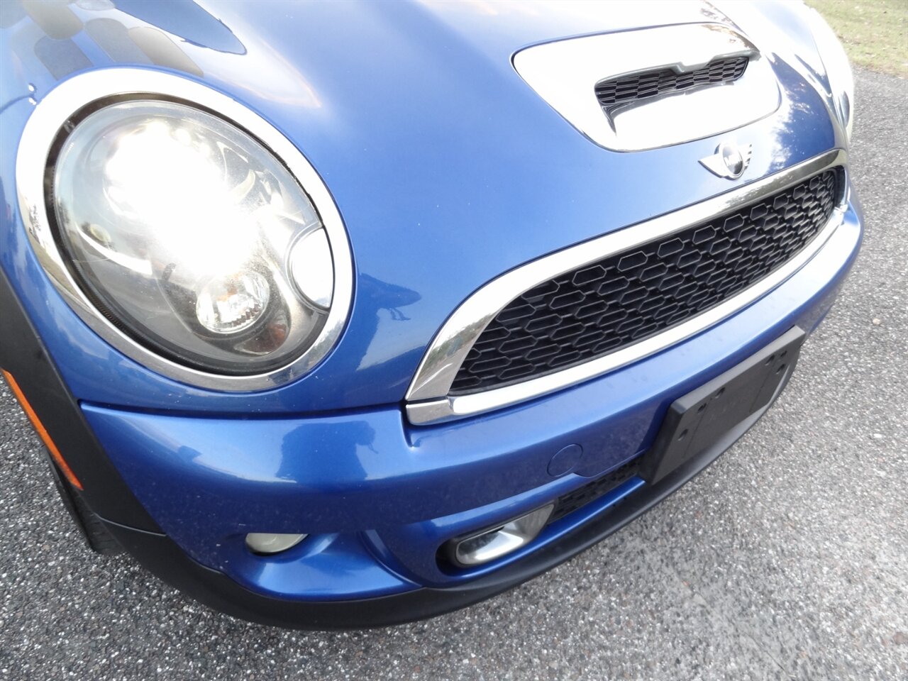 2012 MINI Cooper Convertible S - Photo 11 - Deland, FL 32720