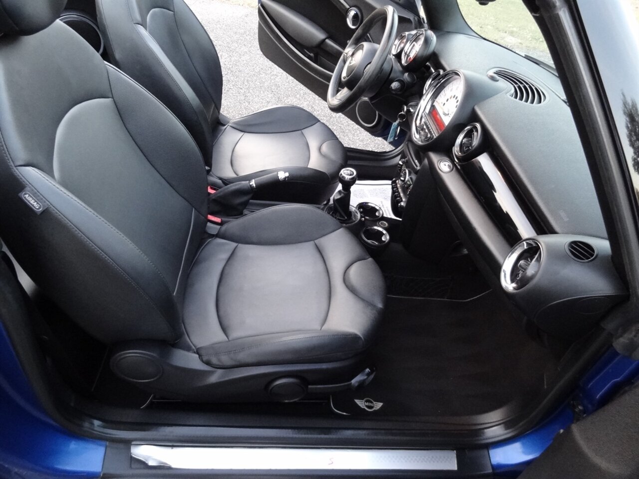 2012 MINI Cooper Convertible S - Photo 41 - Deland, FL 32720