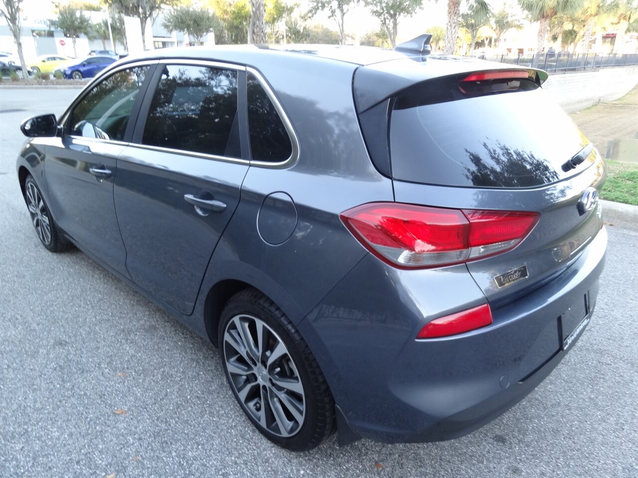 2018 Hyundai ELANTRA GT - Photo 4 - Deland, FL 32720
