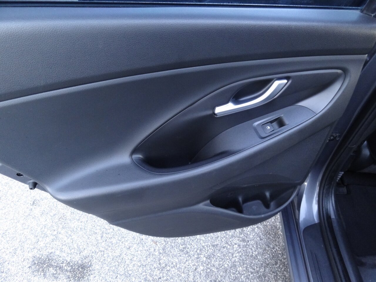 2018 Hyundai ELANTRA GT - Photo 33 - Deland, FL 32720